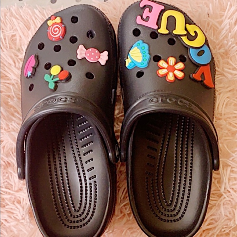 Crocs